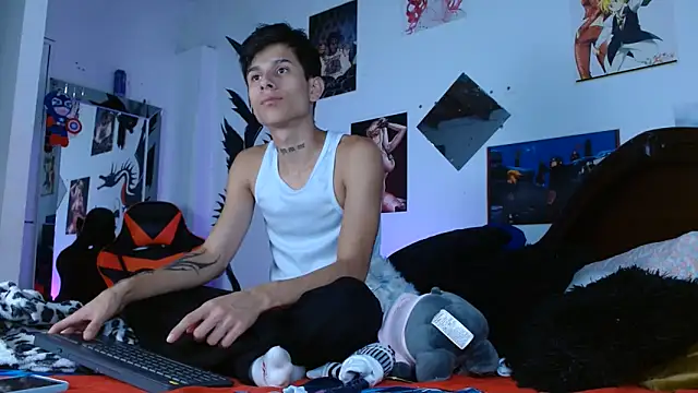 Snapshot of Jake_beach_ chatting on May 2026 07:34:01 PM Jake beach online show from May 2026 07:34:01 PM