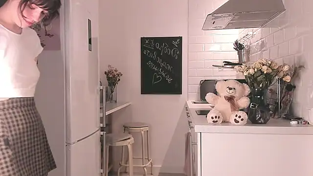 Snapshot of MePretty chatting on December 2024 09:01:01 PM MePretty online show from December 2024 09:01:01 PM