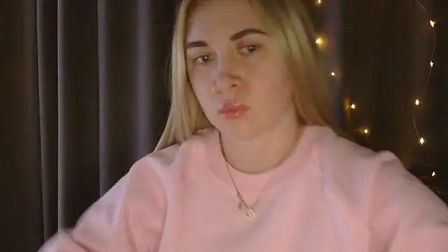 Snapshot of Nika_Diva chatting on January 2026 04:23:02 PM Nika Diva online show from January 2026 04:23:02 PM