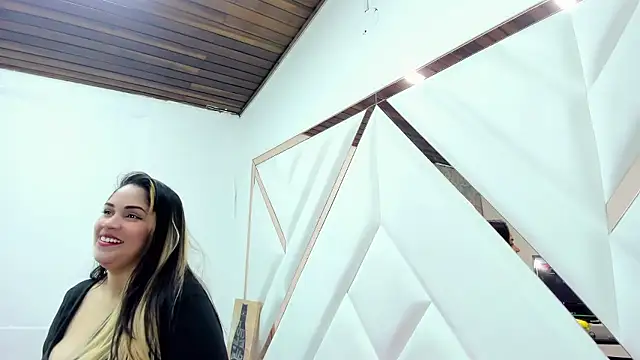 Snapshot of Faehlis__ chatting on January 2026 03:45:02 AM Faehlis online show from January 2026 03:45:02 AM