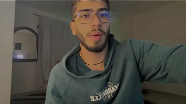 Franco banderas online show from April 2026 08:31:01 PM