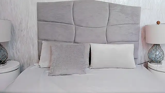 Naomii BDSM online show from March 2026 02:35:02 PM