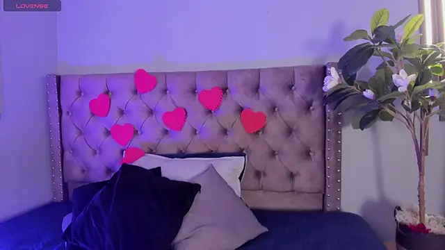 Mylarossi online show from February 2026 03:30:02 PM