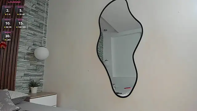 Snapshot of skinny_naughty_ chatting on December 2025 08:58:02 PM skinny naughty online show from December 2025 08:58:02 PM