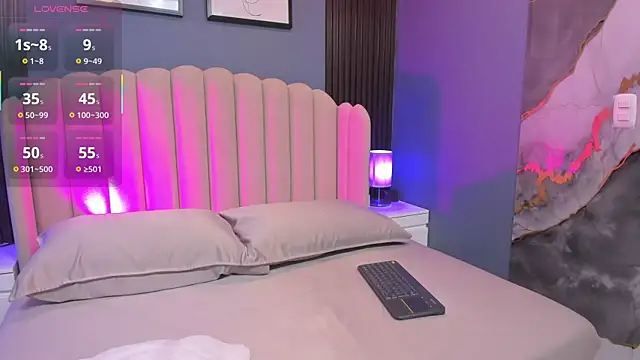 Snapshot of Miia_cute18 chatting on December 2025 11:39:02 AM Miia cute18 online show from December 2025 11:39:02 AM