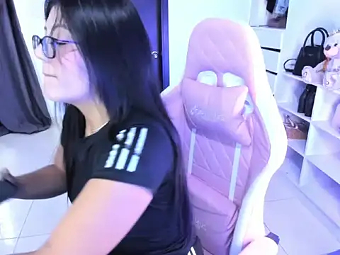 Snapshot of cristina697 chatting on March 2026 07:48:01 PM cristina697 online show from March 2026 07:48:01 PM