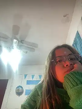 Snapshot of Lindalatina2001 chatting on July 2026 02:06:02 AM Lindalatina2001 online show from July 2026 02:06:02 AM