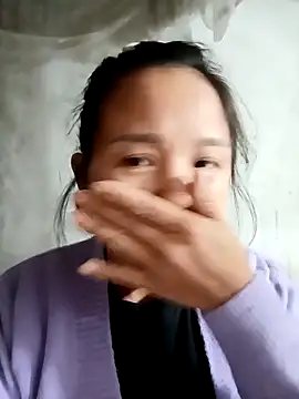 Snapshot of Pretty-haert chatting on January 2026 02:32:02 PM Pretty-haert online show from January 2026 02:32:02 PM