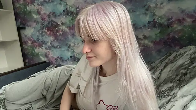 Snapshot of CelenFomes chatting on February 2026 06:10:02 AM CelenFomes online show from February 2026 06:10:02 AM