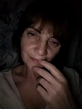 MichelleLove48 online show from December 2025 07:51:01 PM