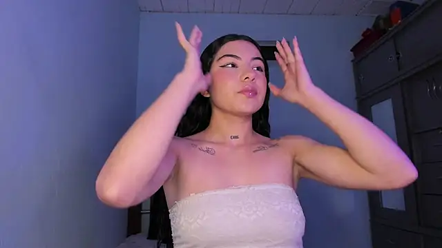 Snapshot of babycherry19 chatting on December 2025 12:41:02 AM babycherry19 online show from December 2025 12:41:02 AM