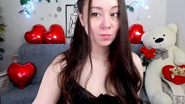 AlinaEleven online show from April 2026 10:29:01 PM