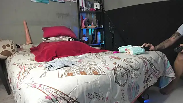 Shadia Squirt online show from December 2025 12:12:02 PM