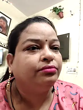 Snapshot of Sexey-Model21 chatting on June 2026 06:26:02 AM Sexey-Model21 online show from June 2026 06:26:02 AM