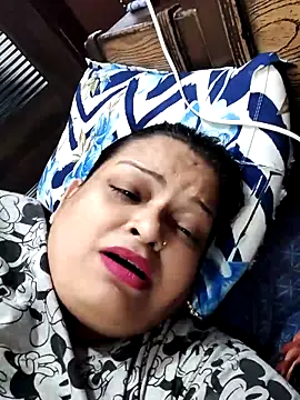 Snapshot of Sexey-Model21 chatting on June 2026 08:47:01 PM Sexey-Model21 online show from June 2026 08:47:01 PM