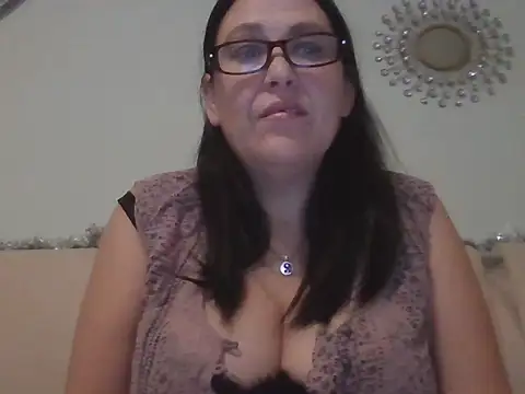 AllitaAlita online show from January 2026 06:43:02 PM