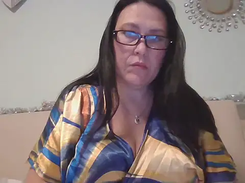 AllitaAlita online show from January 2026 04:42:01 PM