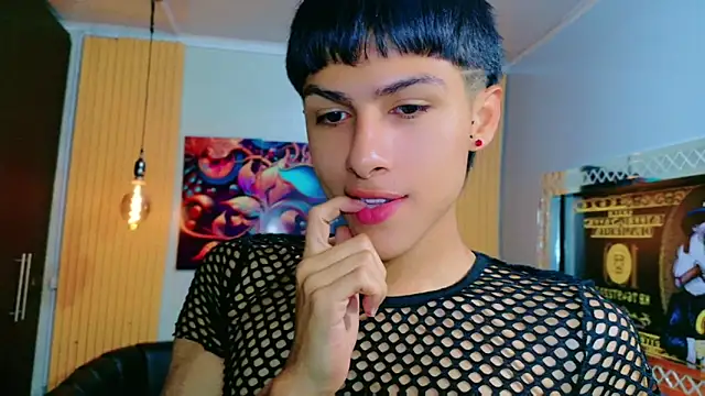 Snapshot of StormLuxX chatting on December 2025 11:52:01 AM StormLuxX online show from December 2025 11:52:01 AM