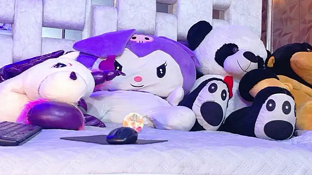 Snapshot of StormLuxX chatting on January 2026 07:48:01 PM StormLuxX online show from January 2026 07:48:01 PM