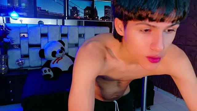 Snapshot of StormLuxX chatting on January 2026 07:52:02 PM StormLuxX online show from January 2026 07:52:02 PM