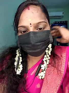 Snapshot of Tamil_Pallavi chatting on May 2026 04:56:02 PM Tamil Pallavi online show from May 2026 04:56:02 PM