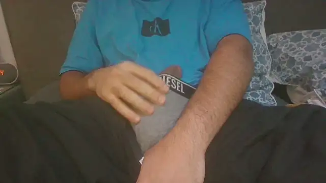 userre08 online show from December 2025 11:56:01 PM