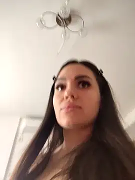 SiennaLuxexx online show from April 2026 02:04:02 PM