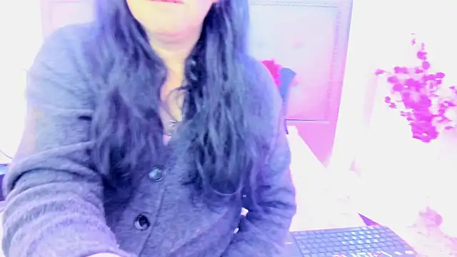 Andre cloefoxx  online show from February 2026 03:13:01 AM