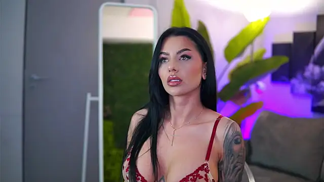 Snapshot of Ivy_Trix chatting on February 2026 07:32:02 PM Ivy Trix online show from February 2026 07:32:02 PM