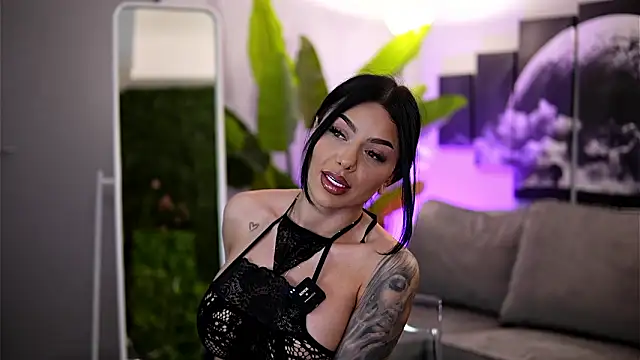 Ivy Trix online show from March 2026 07:07:02 PM