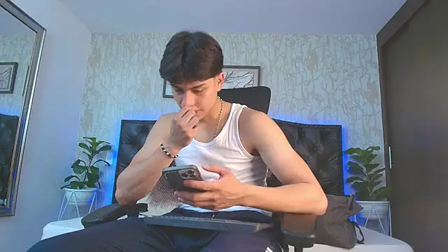 Lander Cruz online show from February 2026 07:35:01 PM