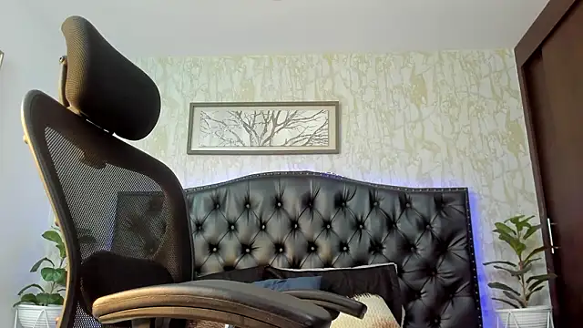 Lander Cruz online show from March 2026 09:10:02 PM