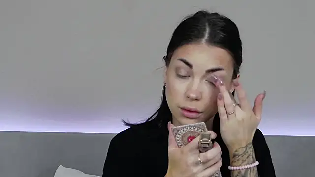 Snapshot of RachaelMils chatting on December 2025 03:59:01 AM RachaelMils online show from December 2025 03:59:01 AM