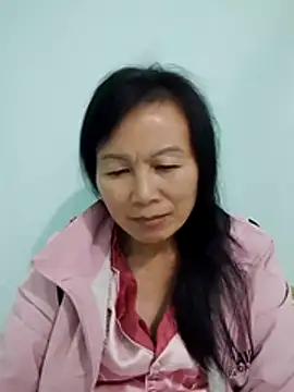 Snapshot of Lili-123k chatting on December 2025 01:05:02 PM Lili-123k online show from December 2025 01:05:02 PM