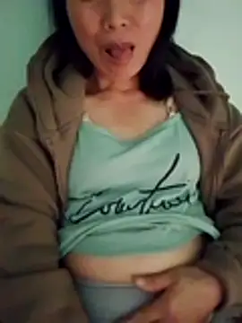 Snapshot of Lili-123k chatting on January 2026 03:36:02 PM Lili-123k online show from January 2026 03:36:02 PM