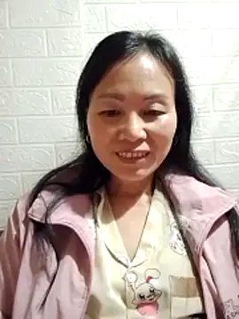 Lili-123k online show from February 2026 01:06:01 PM