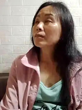 Lili-123k online show from February 2026 07:43:01 PM