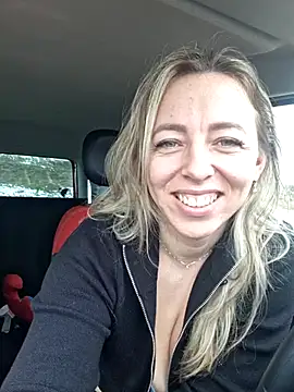 Snapshot of sole28 chatting on February 2026 12:23:02 PM sole28 online show from February 2026 12:23:02 PM