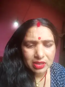 Snapshot of Your-shreya143 chatting on April 2026 07:11:01 AM Your-shreya143 online show from April 2026 07:11:01 AM