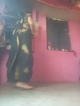 Snapshot of Your-shreya143 chatting on June 2026 04:46:01 AM Your-shreya143 online show from June 2026 04:46:01 AM
