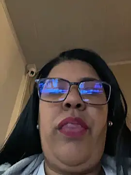 Snapshot of Carameloswing1 chatting on April 2026 12:09:02 PM Carameloswing1 online show from April 2026 12:09:02 PM