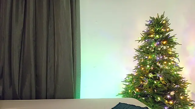 Snapshot of Aregoe_Art chatting on December 2025 05:53:01 PM Aregoe Art online show from December 2025 05:53:01 PM