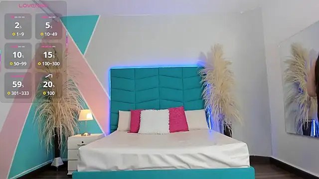  victoria collins  online show from January 2026 07:59:02 PM