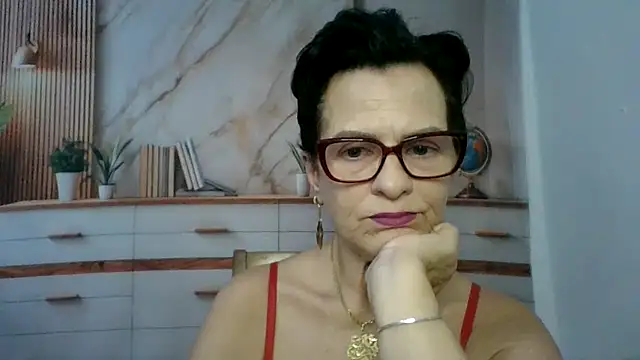 Snapshot of Luna-Hot0802 chatting on March 2026 12:07:01 PM Luna-Hot0802 online show from March 2026 12:07:01 PM