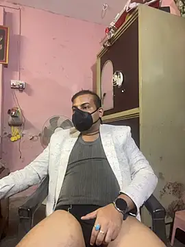 yoyoyohunny online show from December 2025 04:11:01 PM