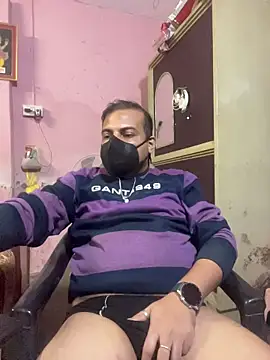 yoyoyohunny online show from December 2025 12:54:01 PM