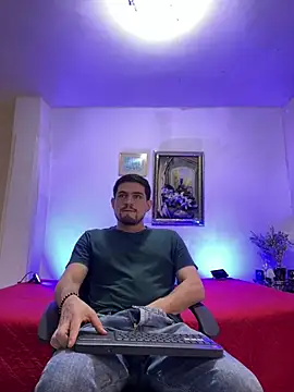 williamsmiiths16 online show from March 2026 12:11:01 PM