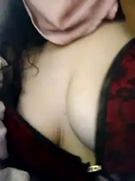 Snapshot of Almas-arabic chatting on February 2026 01:42:01 PM Almas-arabic online show from February 2026 01:42:01 PM