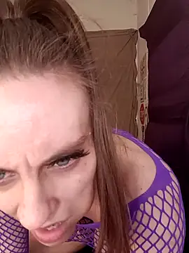 snowbird1117 online show from February 2026 02:02:02 PM