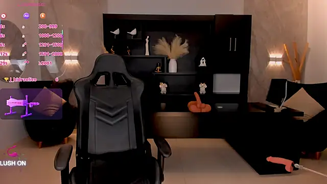 ChloeManson online show from March 2025 09:24:02 PM